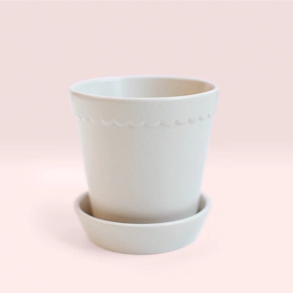 Jillian Harris x Hudson and Oak Summer Scallop Planter
